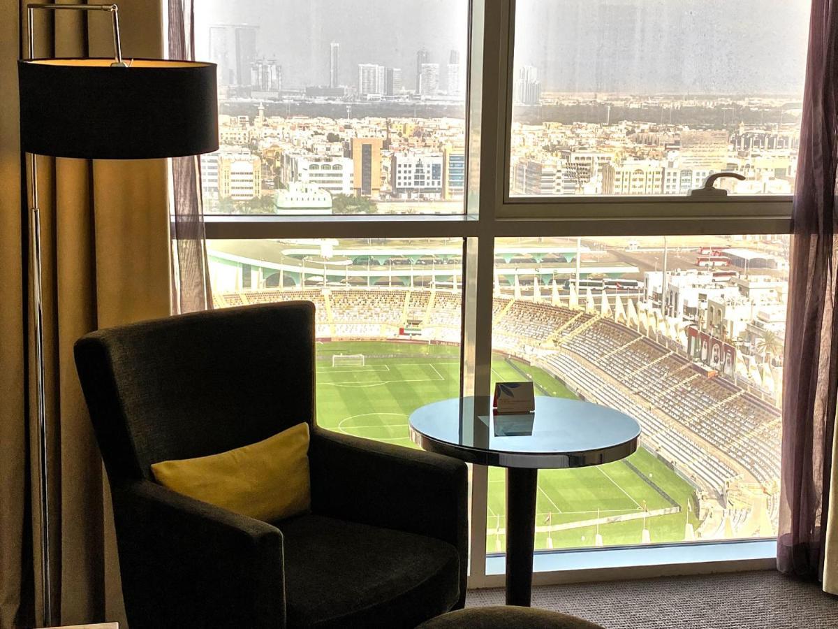 Centro Al Manhal By Rotana Hotel Abu Dhabi Bagian luar foto