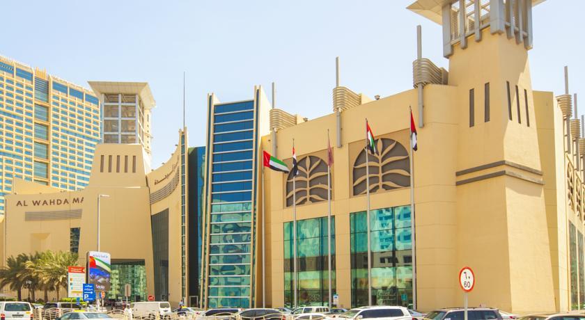 Centro Al Manhal By Rotana Hotel Abu Dhabi Bagian luar foto